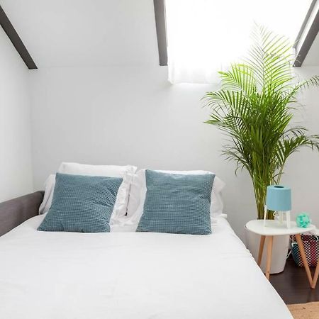 Modern Top Floor Loft At Malasana'S Heart Madrid Extérieur photo