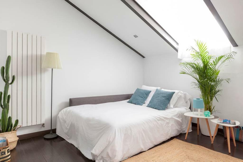 Modern Top Floor Loft At Malasana'S Heart Madrid Extérieur photo