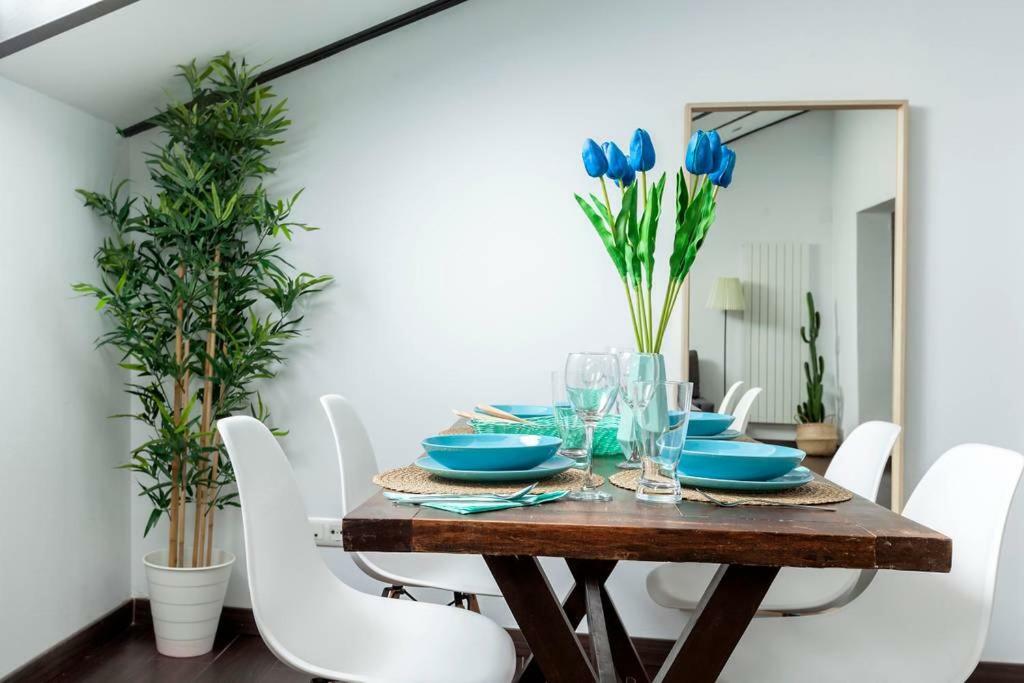 Modern Top Floor Loft At Malasana'S Heart Madrid Extérieur photo